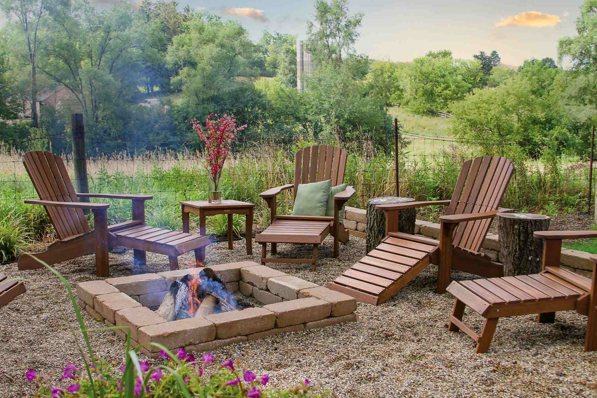 Outdoor Wood Loungers